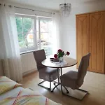 Am Bodensee Mit 3 Schlafzimmer Ueber 2 Etage Mit Kleine Balkon Bis 6 Personen Apartamento