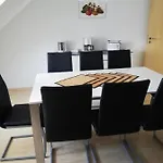 Am Bodensee Mit 3 Schlafzimmer Ueber 2 Etage Mit Kleine Balkon Bis 6 Personen Apartamento *