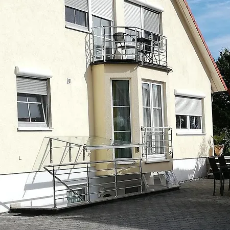 Апартаменты Am Bodensee Mit 3 Schlafzimmer Ueber 2 Etage Mit Kleine Balkon Bis 6 Personen