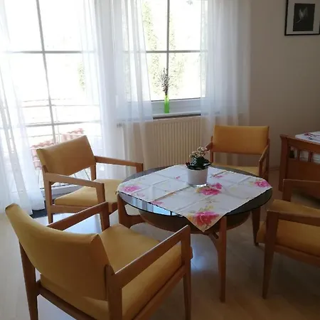 Апартаменты Am Bodensee Mit 3 Schlafzimmer Ueber 2 Etage Mit Kleine Balkon Bis 6 Personen *