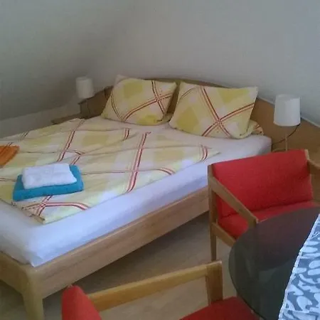 Апартаменты Am Bodensee Mit 3 Schlafzimmer Ueber 2 Etage Mit Kleine Balkon Bis 6 Personen Иберлинген