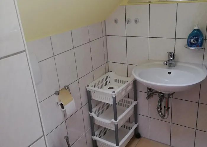 Am Bodensee Mit 3 Schlafzimmer Ueber 2 Etage Mit Kleine Balkon Bis 7 Personen アパート ユーバーリンゲン