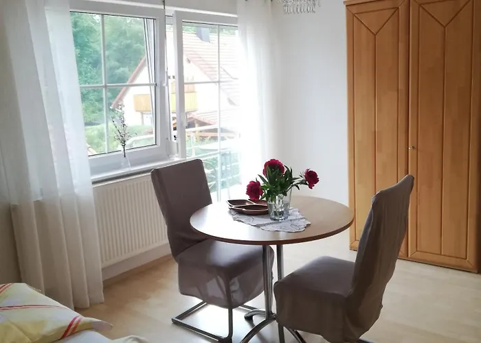 Am Bodensee Mit 3 Schlafzimmer Ueber 2 Etage Mit Kleine Balkon Bis 7 Personen アパート